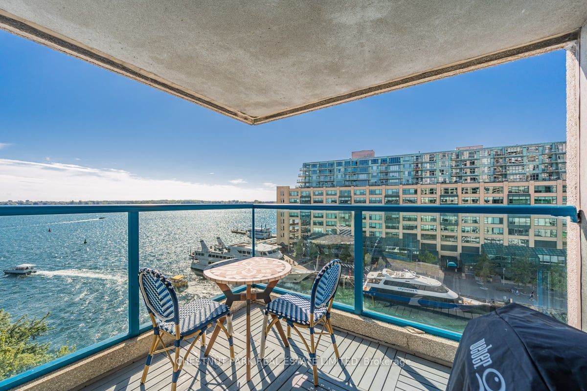 Condo for sale at 1008-99 Harbour Square, Toronto, Waterfront Communities C1, M5J 2H2 - MLS: C11957810