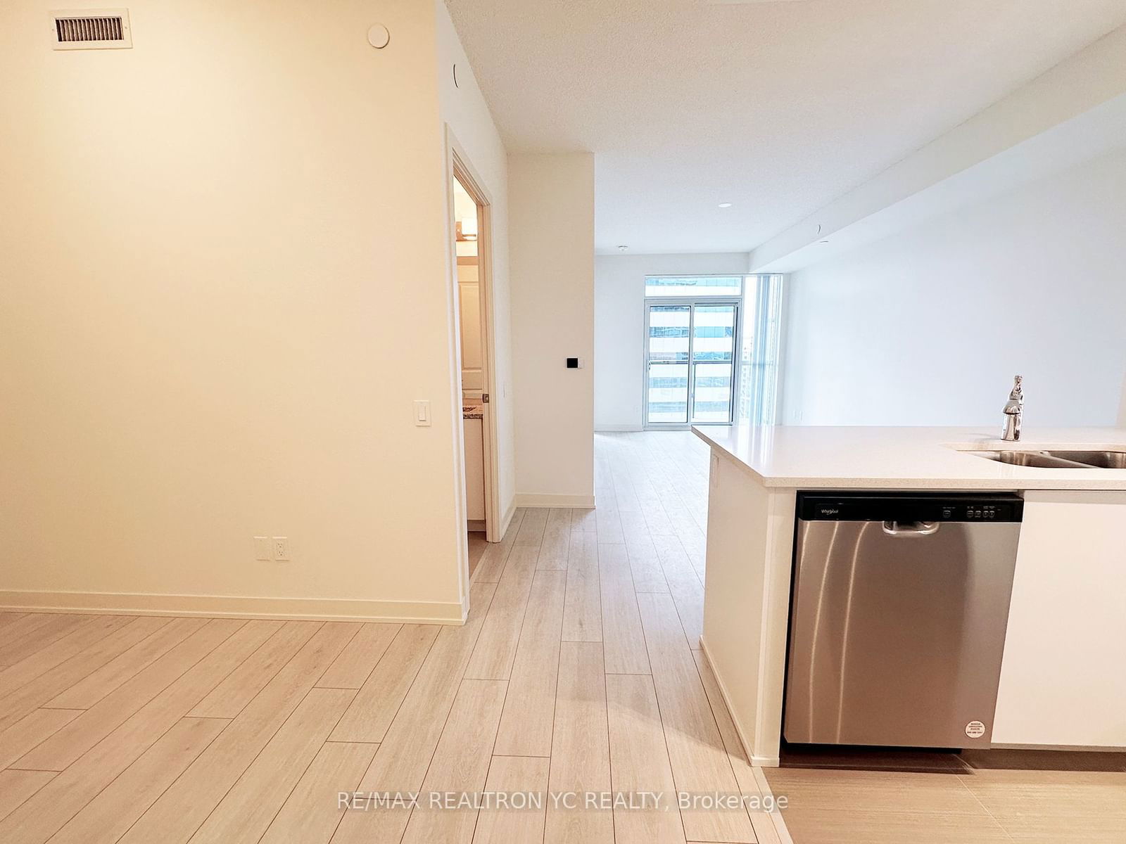 Condo leased at 2611-4955 Yonge Street, Toronto, Willowdale East, M2N 0L8 - MLS: C11957871