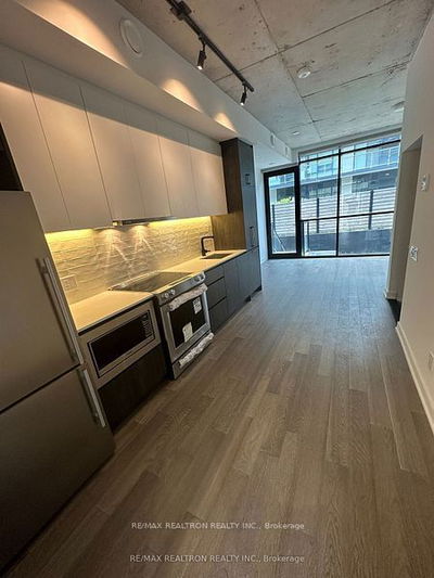 Unit 16 — 12 Dervock Cres, Toronto - Bayview Village image-0-4