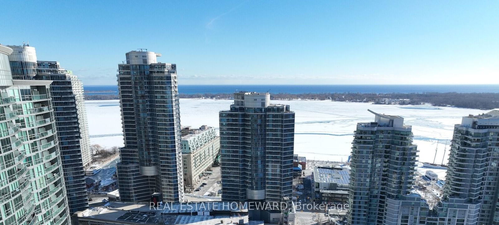 Condo sold at 406-218 Queens Quay, Toronto, Waterfront Communities C1, M5J 2Y6 - MLS: C11958010