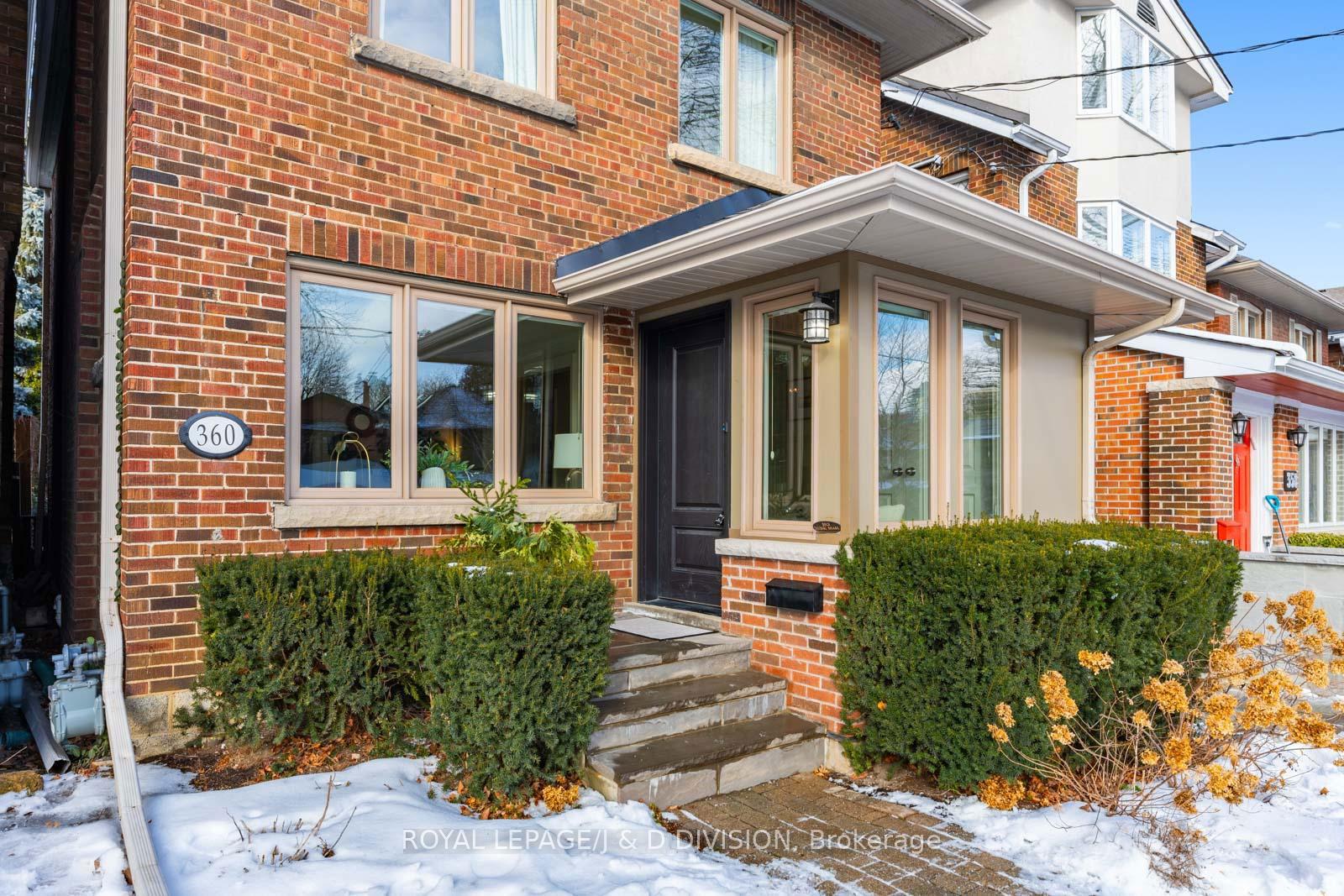 Detached House sold at 360 Briar Hill Avenue, Toronto, Lawrence Park South, M4R 1J2 - MLS: C11958341