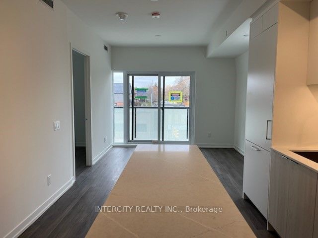 Condo for lease at 304-863 St. Clair Avenue, Toronto, Wychwood, M6C 0B2 - MLS: C11958374