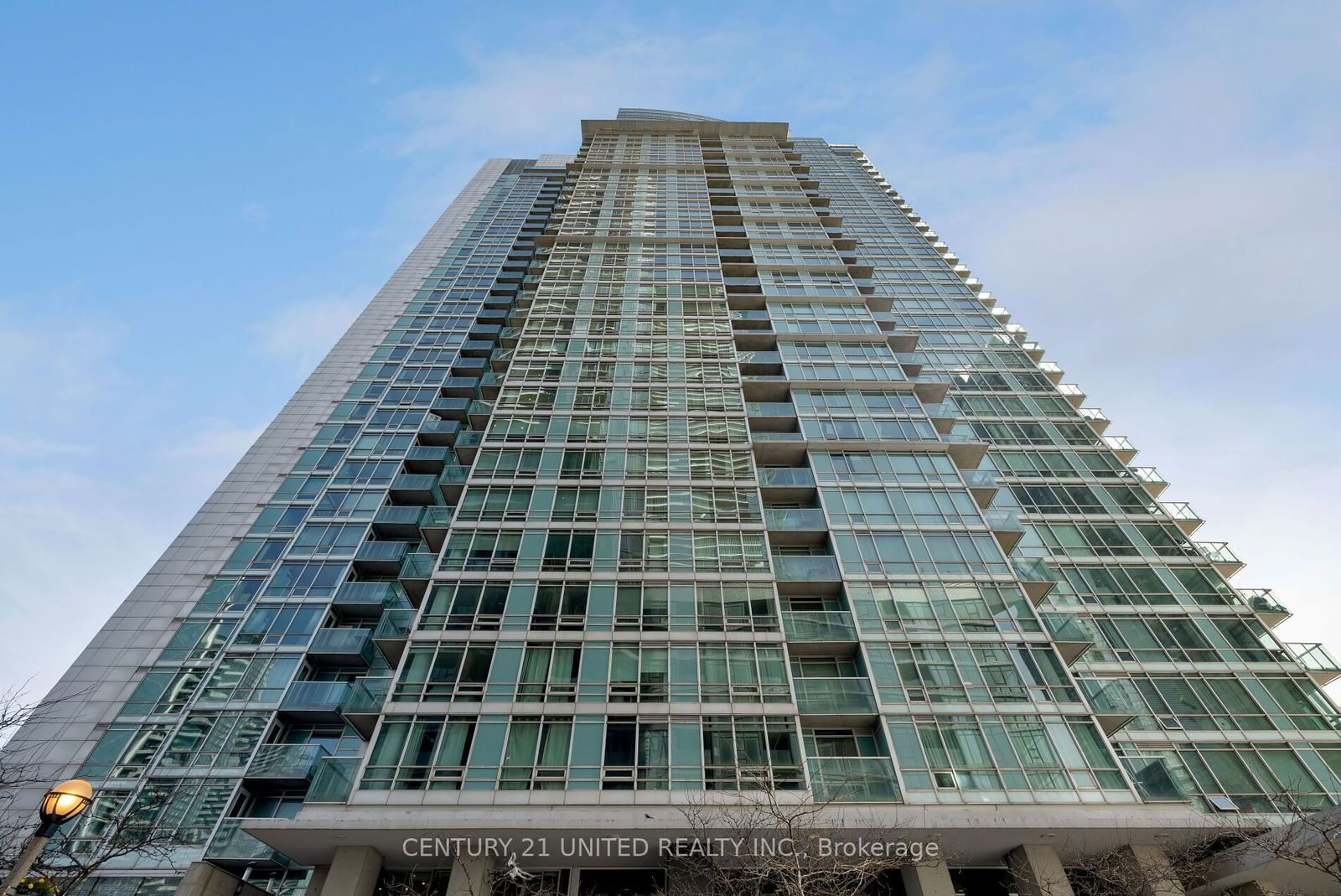 Condo for sale at 302-81 Navy Wharf Court, Toronto, Waterfront Communities C1, M5V 3S2 - MLS: C11958695