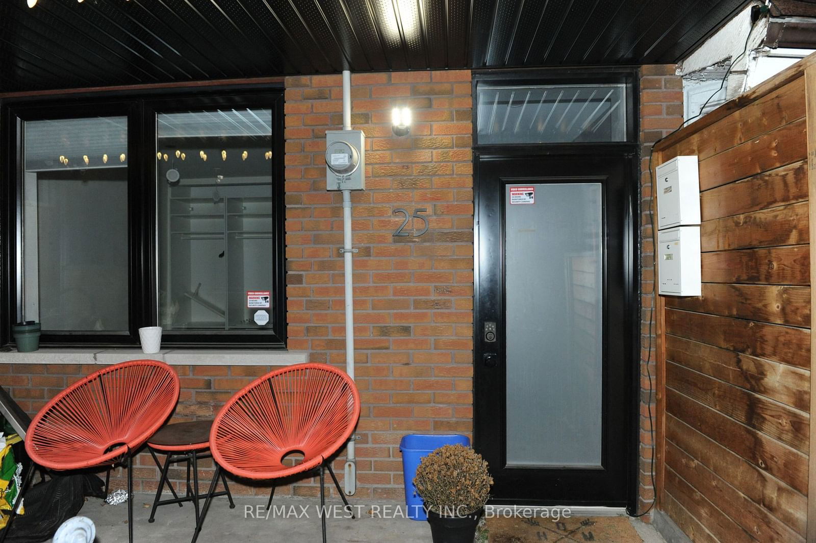 Townhouse for lease at 1-25 Euclid Avenue, Toronto, Trinity-Bellwoods, M6J 2J7 - MLS: C11959074