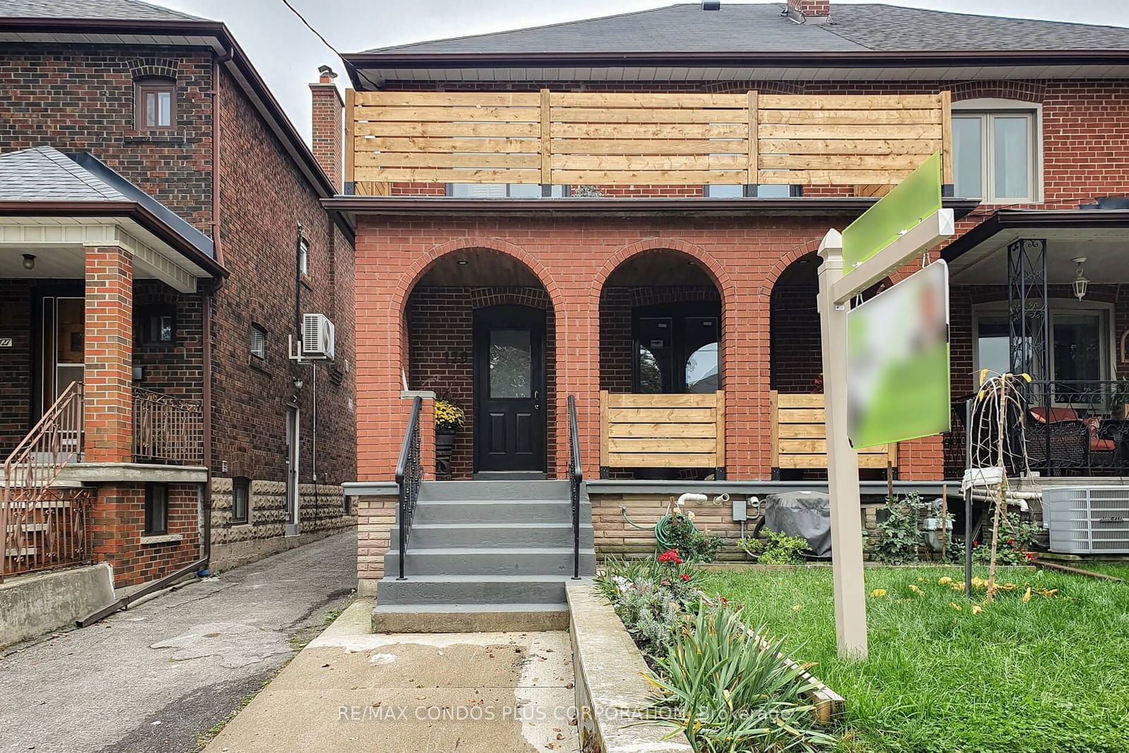 Semi-Detached House for lease at 129 Holland Park Avenue, Toronto, Oakwood Village, M6E 1L5 - MLS: C11959082