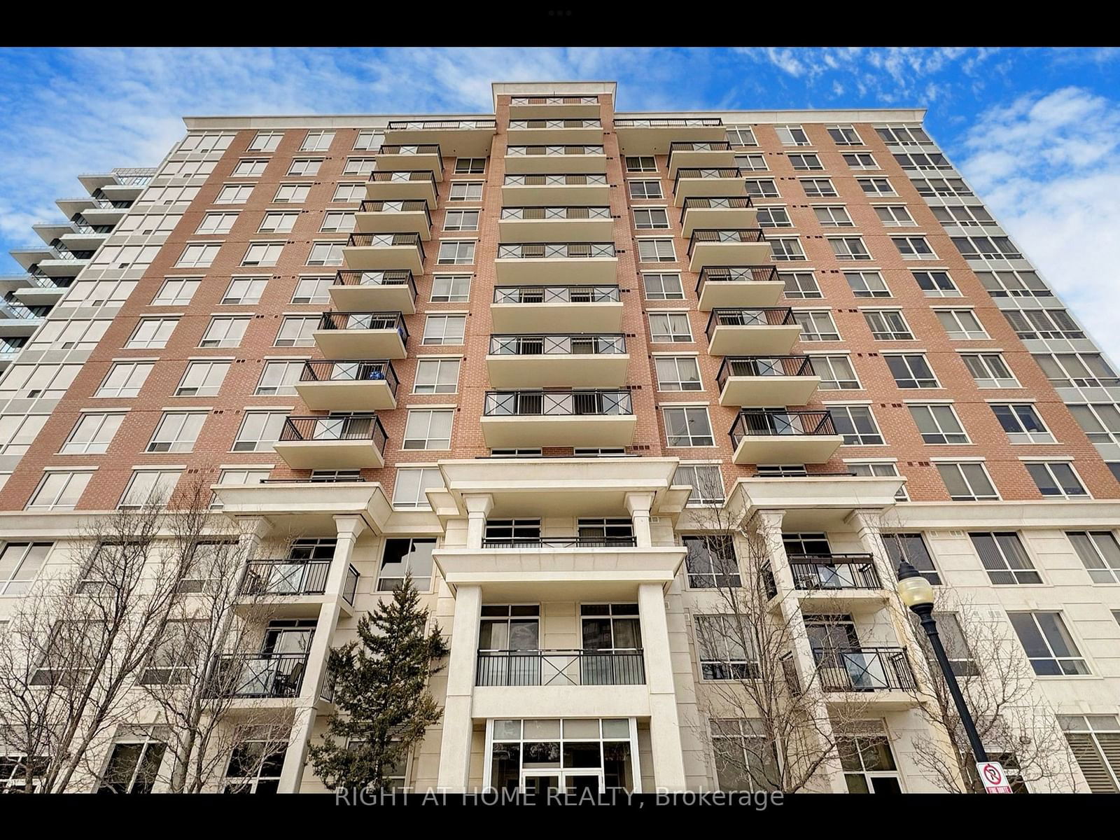 Condo for sale at 909-1103 Leslie Street, Toronto, Banbury-Don Mills, M3C 4G8 - MLS: C11959155