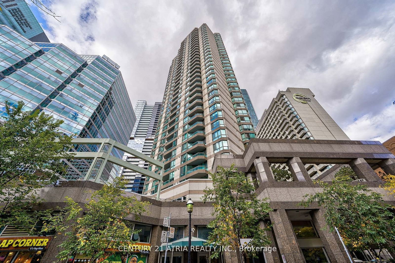 Condo for sale at 611-38 Elm Street, Toronto, Bay Street Corridor, M5G 2K5 - MLS: C11959346