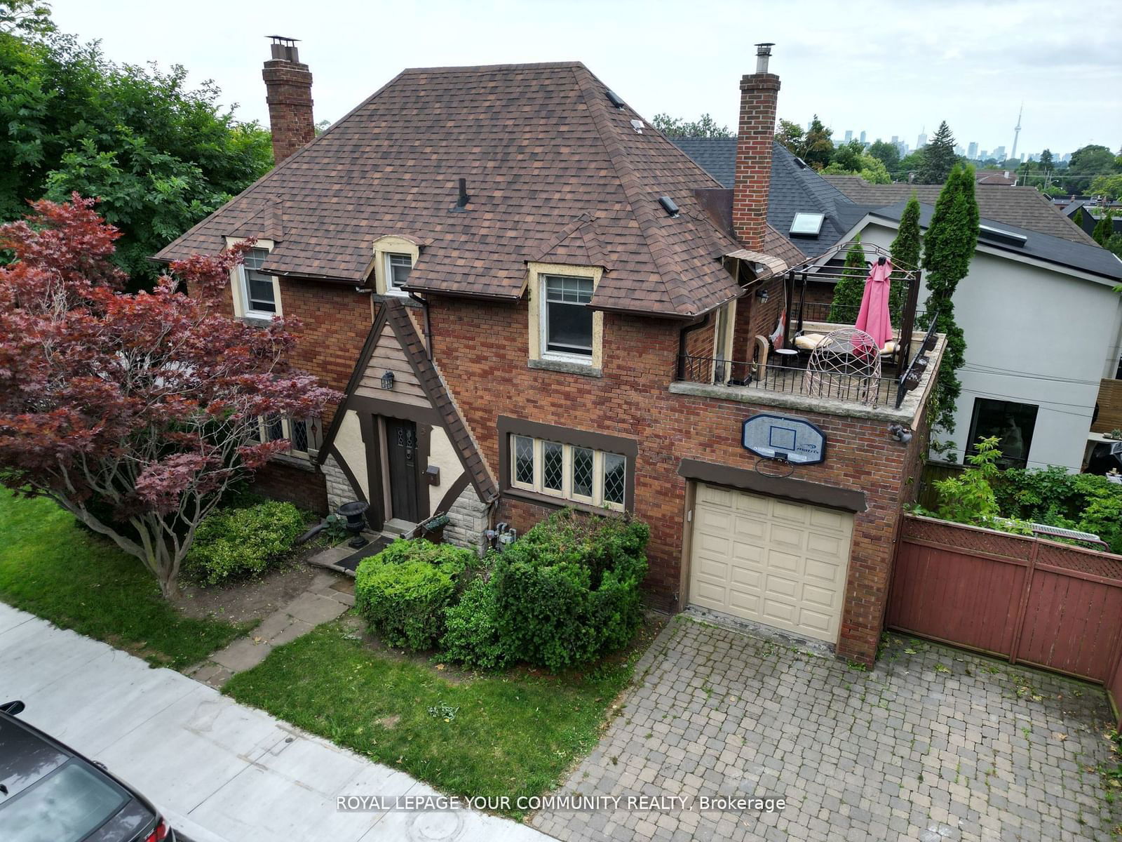 Detached House for lease at 5 Crestview Road, Toronto, Lawrence Park South, M5N 1H3 - MLS: C11959537