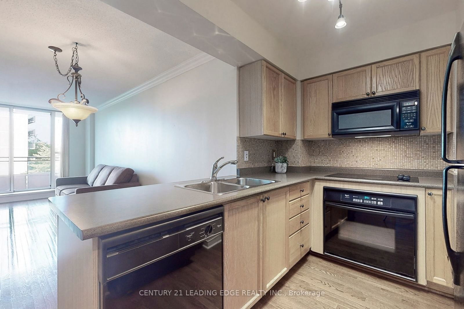 Condo for lease at 316-245 Davisville Avenue, Toronto, Mount Pleasant West, M4S 3H4 - MLS: C11959614