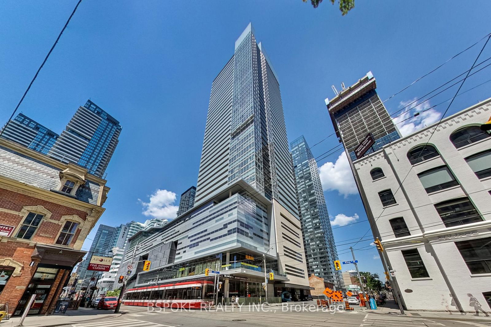 Condo sold at 4306-80 John Street, Toronto, Waterfront Communities C1, M5V 3X4 - MLS: C11959644