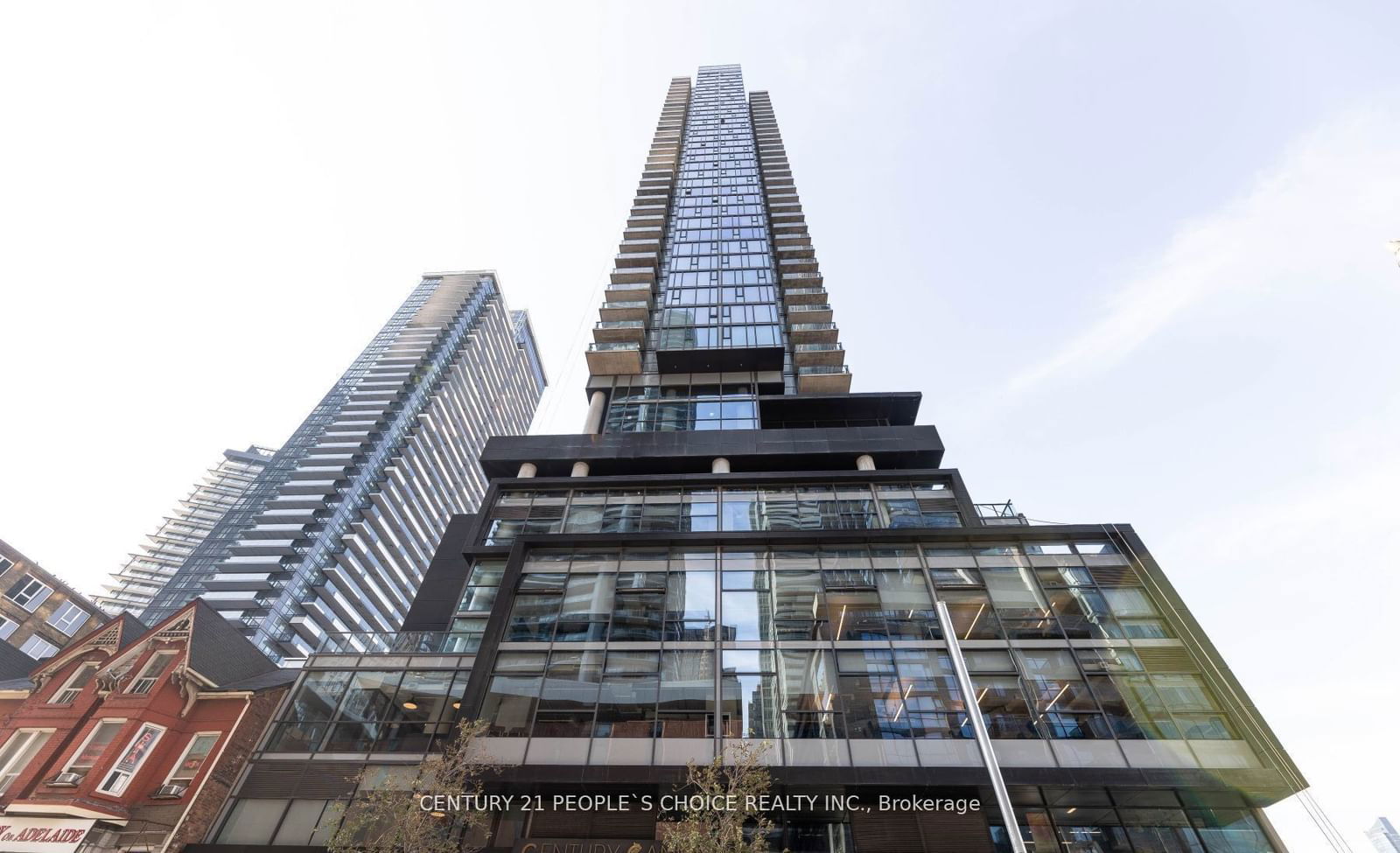 Condo for lease at 1010-290 Adelaide Street, Toronto, Waterfront Communities C1, M5V 1P6 - MLS: C11959739