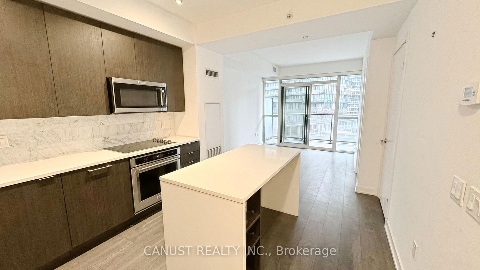 Condo leased at 908-38 Iannuzzi Street, Toronto, Niagara, M5V 0S2 - MLS: C11959770