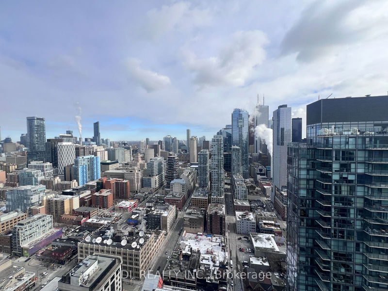 home for lease on 5002-38 Widmer Street