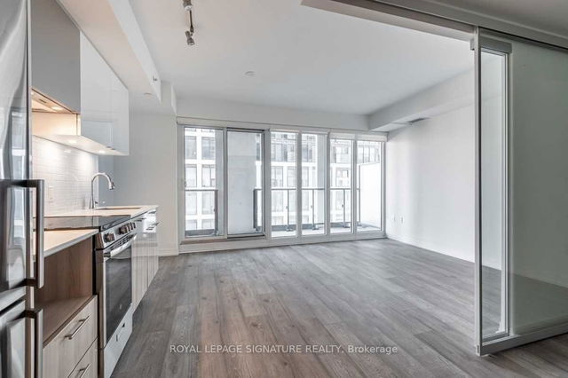 1121 - 251 Jarvis Street