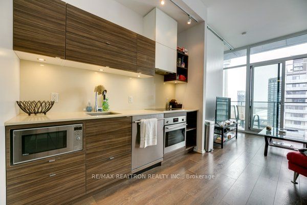 Condo for sale at 3610-125 Peter Street, Toronto, Waterfront Communities C1, M5V 0M2 - MLS: C11960290