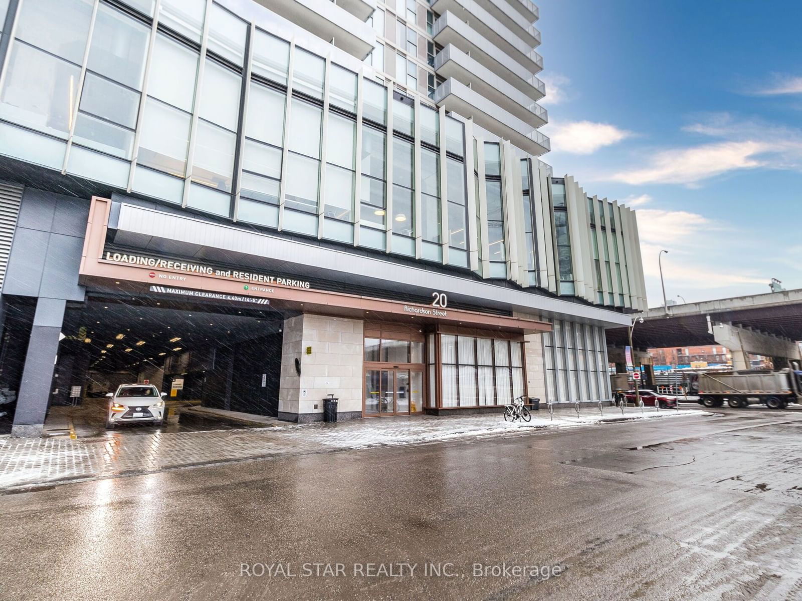 Condo for lease at 1703-20 Richardson Street, Toronto, Waterfront Communities C8, M5A 0S6 - MLS: C11960300