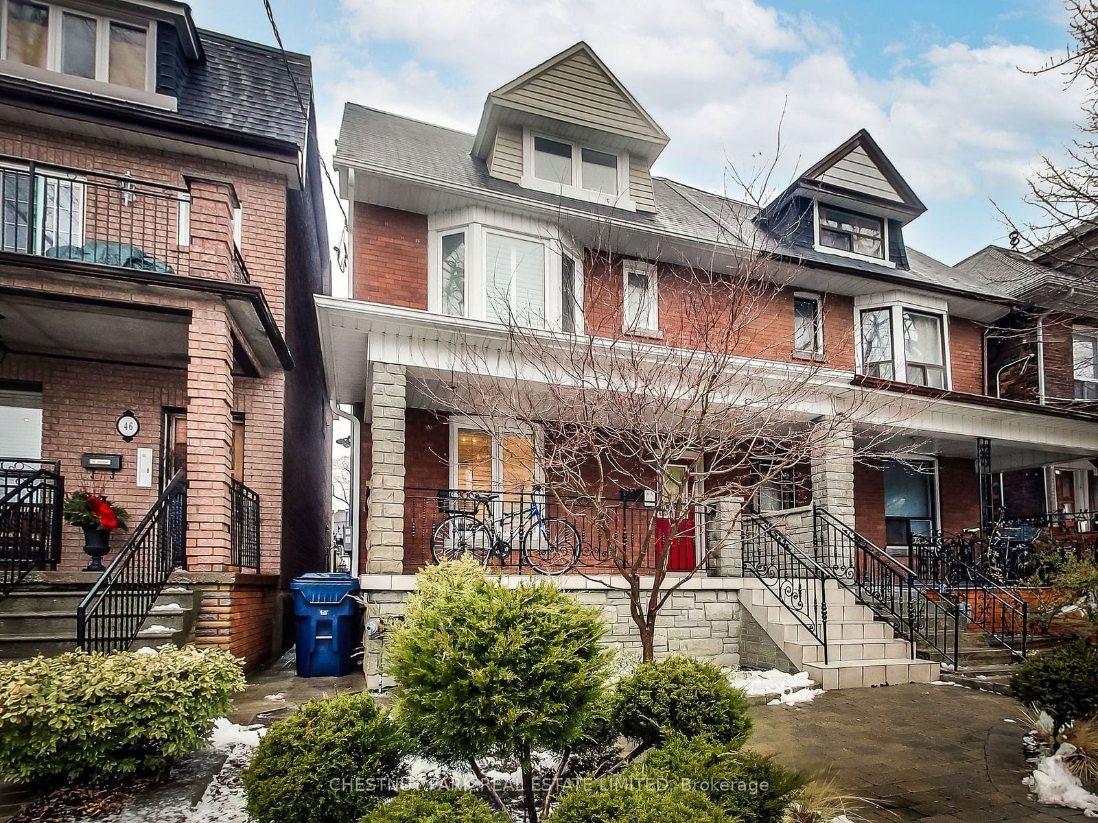 Semi-Detached House leased at Upper-48 Grace Street, Toronto, Trinity-Bellwoods, M6J 2S2 - MLS: C11960894