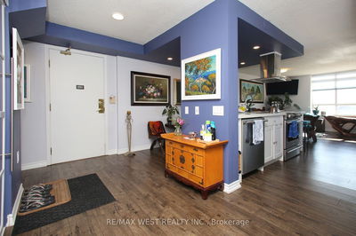 Unit 905 — 650 Lawrence Ave, Toronto - Englemount-Lawrence image-0-1