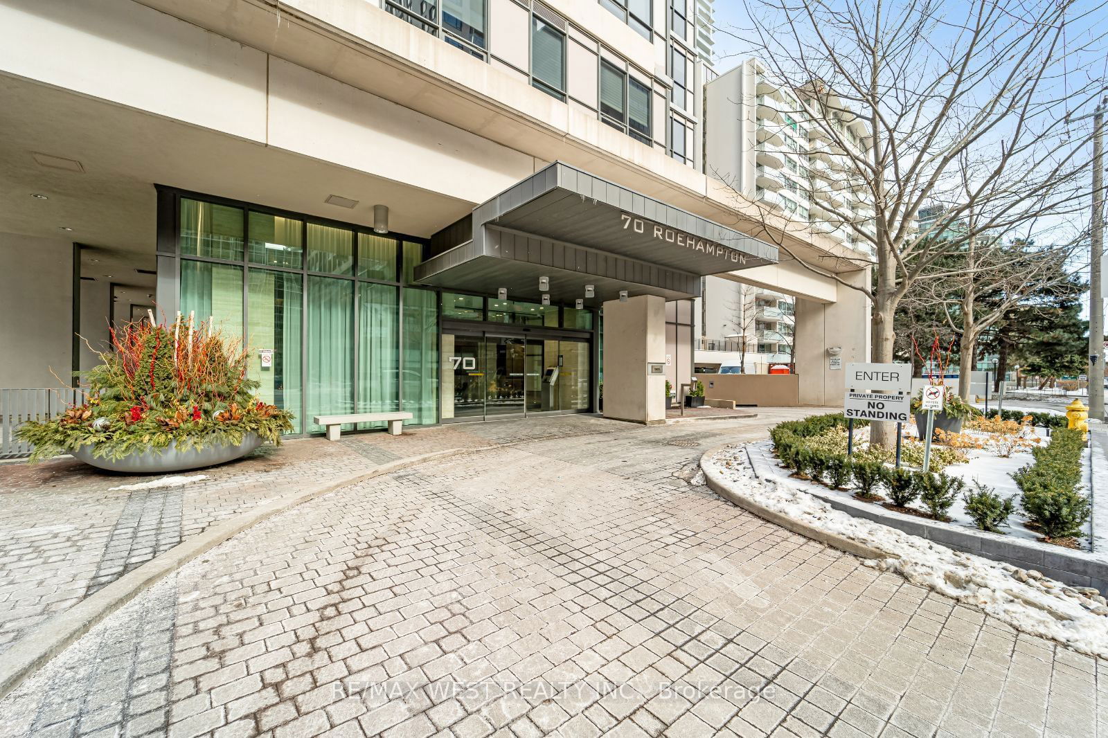 Condo for sale at 1122-70 Roehampton Avenue, Toronto, Mount Pleasant West, M4P 1R2 - MLS: C11960990