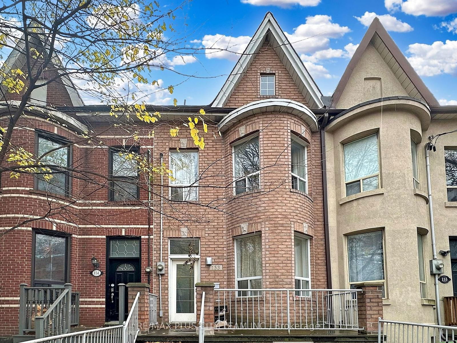 Townhouse for lease at Lower-153 Niagara Street, Toronto, Niagara, M5V 1C6 - MLS: C11961108