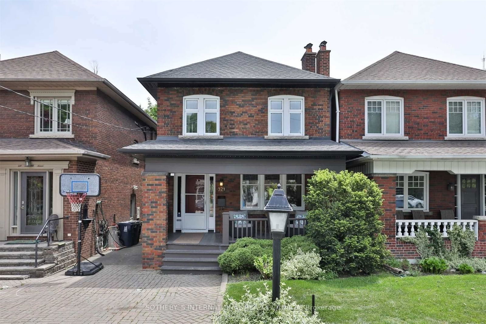 Detached House for lease at 321 Briar Hill Avenue, Toronto, Yonge-Eglinton, M4R 1J3 - MLS: C11961112