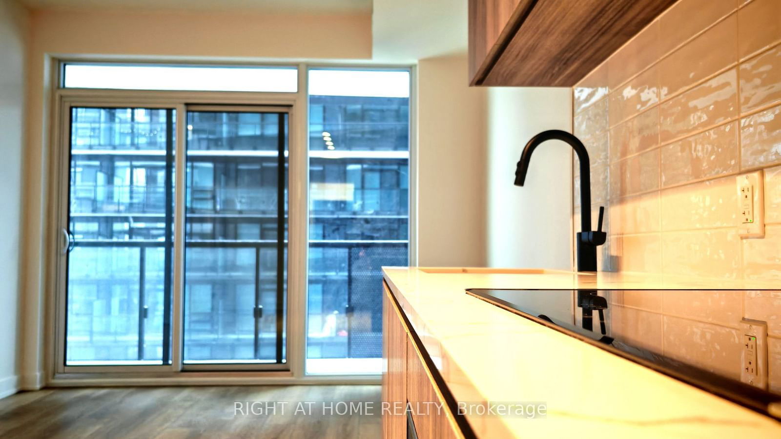 Condo for lease at 2101-117 Broadway Avenue, Toronto, Mount Pleasant East, M4P 1V4 - MLS: C11961463