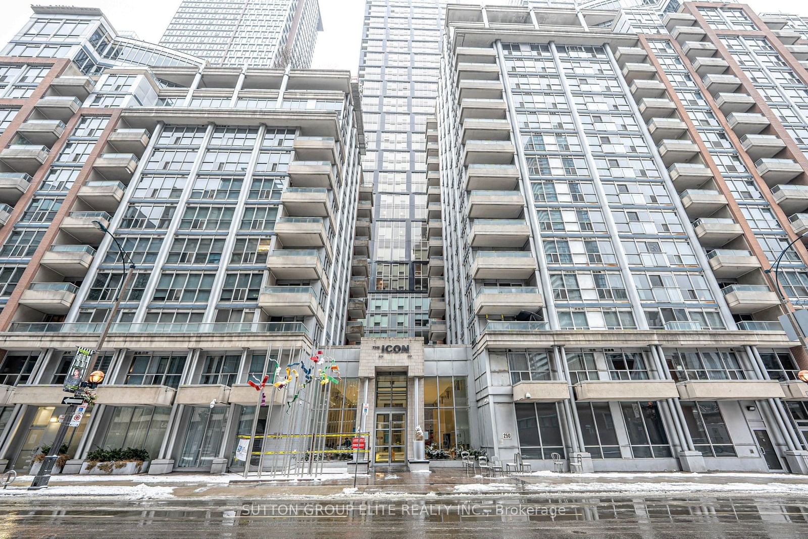 Condo for sale at 636-250 Wellington Street, Toronto, Waterfront Communities C1, M5V 3P6 - MLS: C11961482