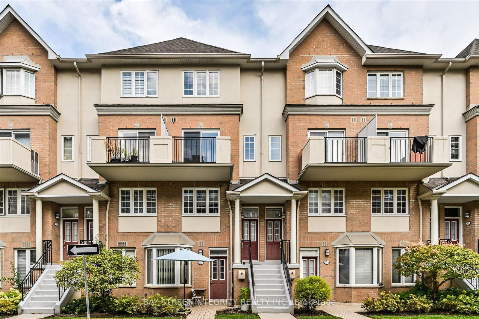 Townhouse for sale at 506 Grandview Way, Toronto, Willowdale East, M2N 6V4 - MLS: C11961971