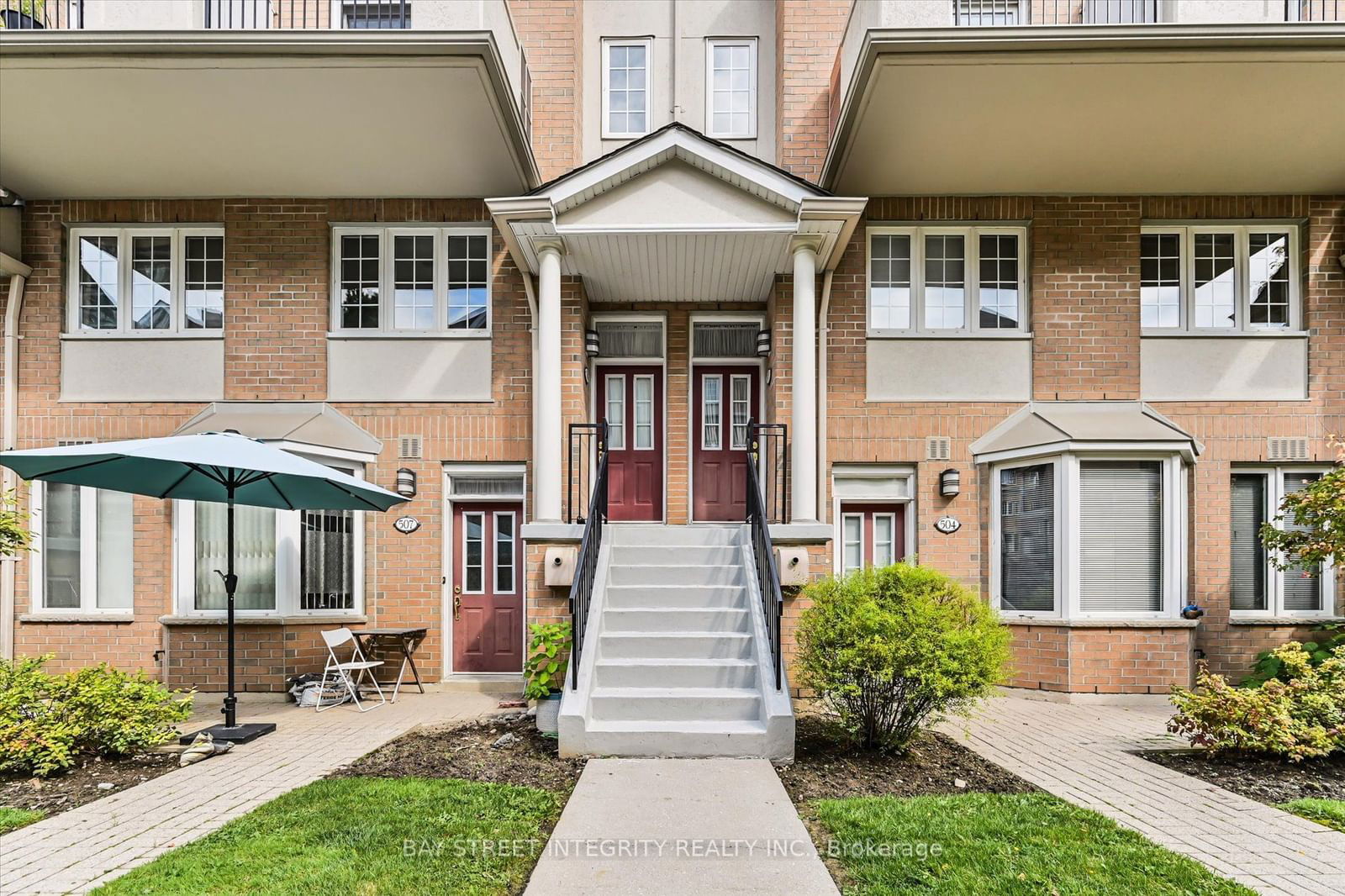 Townhouse for sale at 506 Grandview Way, Toronto, Willowdale East, M2N 6V4 - MLS: C11961971