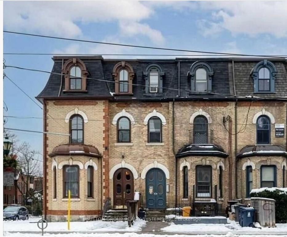 Semi-Detached House leased at 5-177 Carlton Street, Toronto, Cabbagetown-South St. James Town, M5A 2K3 - MLS: C11962086