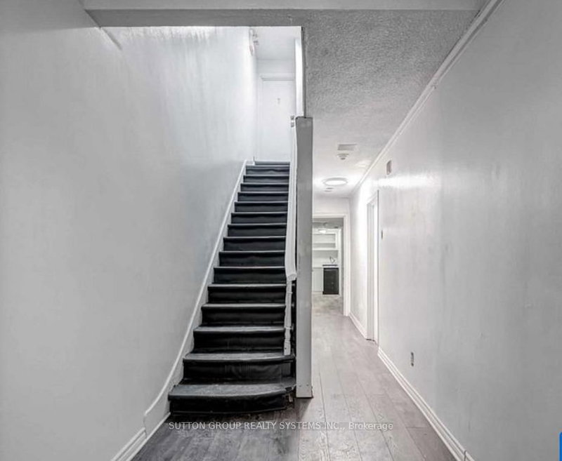 5 - 177 Carlton St, Toronto, M5A 2K3 | Image 2