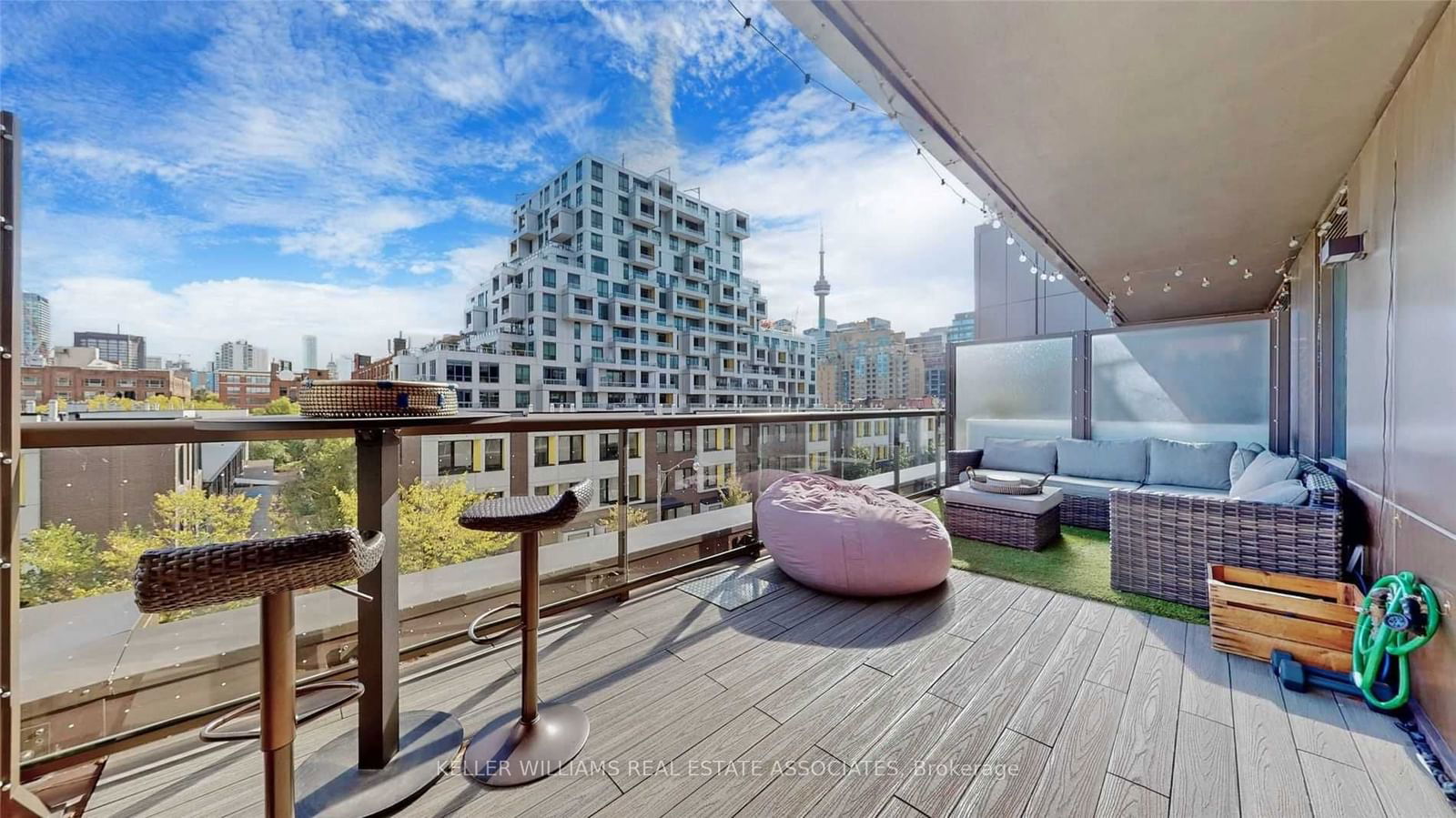 Condo for lease at 307-80 Vanauley Street, Toronto, Waterfront Communities C1, M5T 0C9 - MLS: C11962160