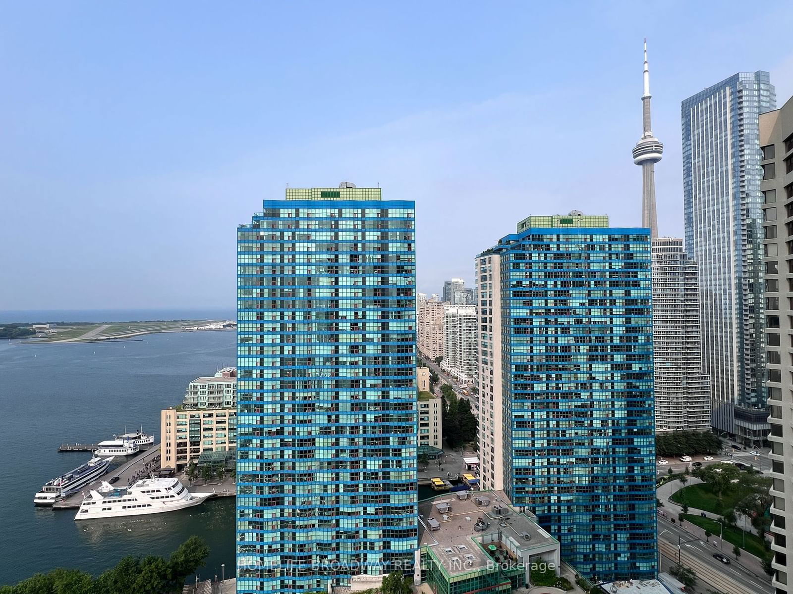 Condo for sale at 3001-65 Harbour Square, Toronto, Waterfront Communities C1, M5J 2L4 - MLS: C11962395