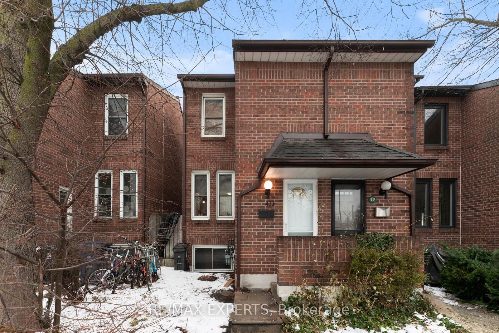 Townhouse sold at 433 Melita Crescent, Toronto, Wychwood, M6G 3X5 - MLS: C11962465