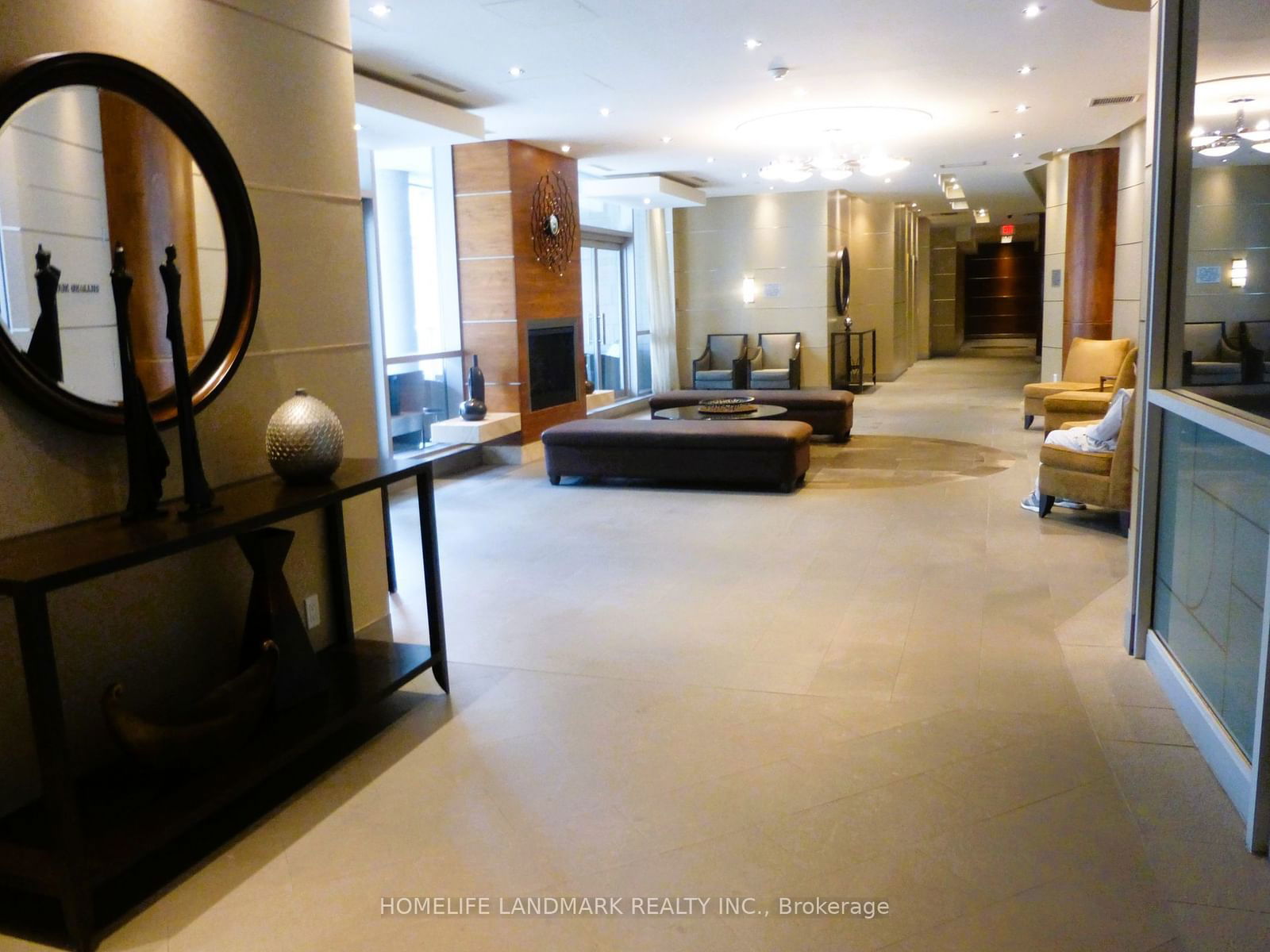 Condo for lease at 305-761 bay Street, Toronto, Bay Street Corridor, M5G 2R2 - MLS: C11962565