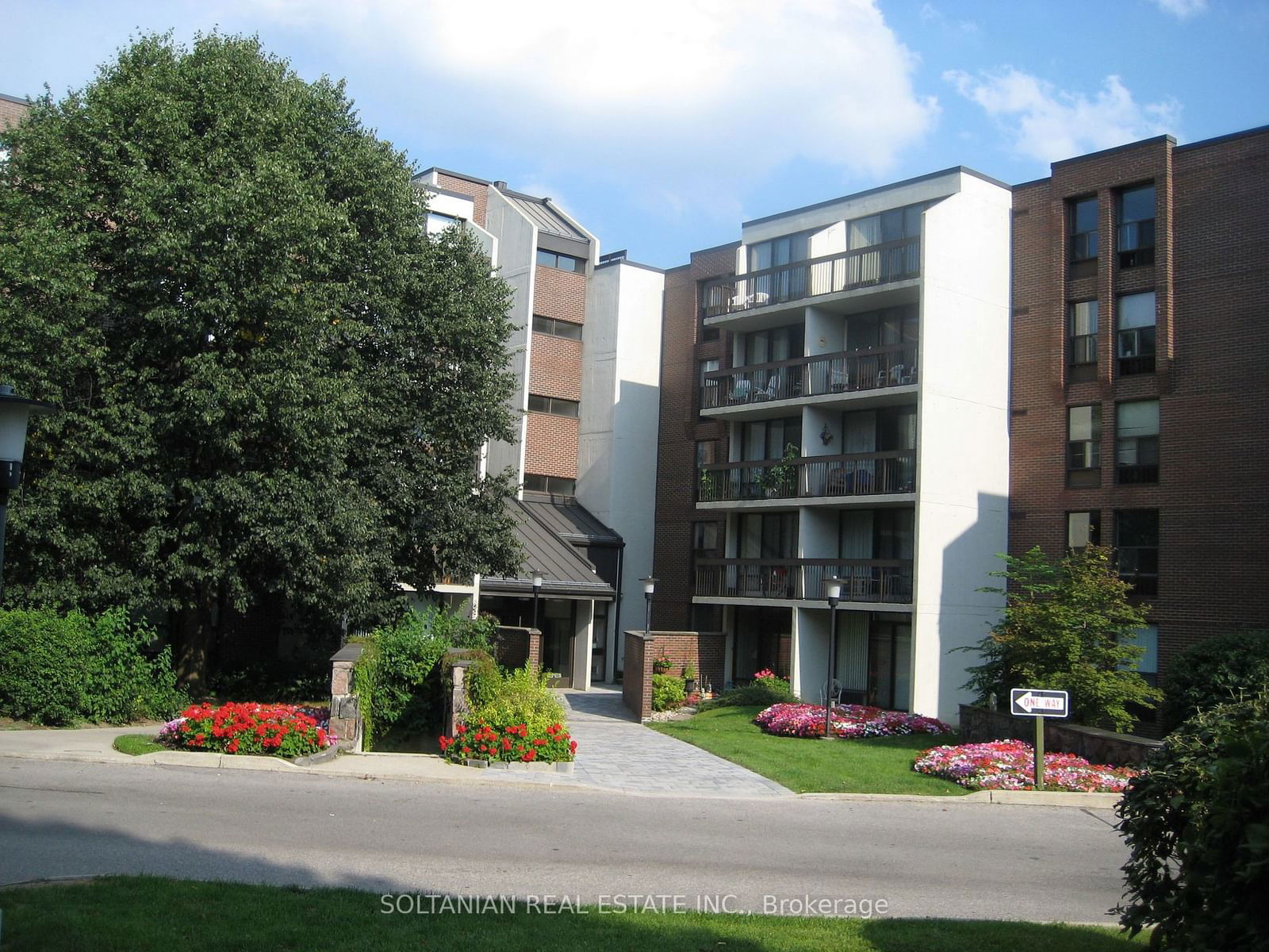 Condo for lease at 506-20 Fashion Rose Way, Toronto, Willowdale East, M2N 6B4 - MLS: C11963149