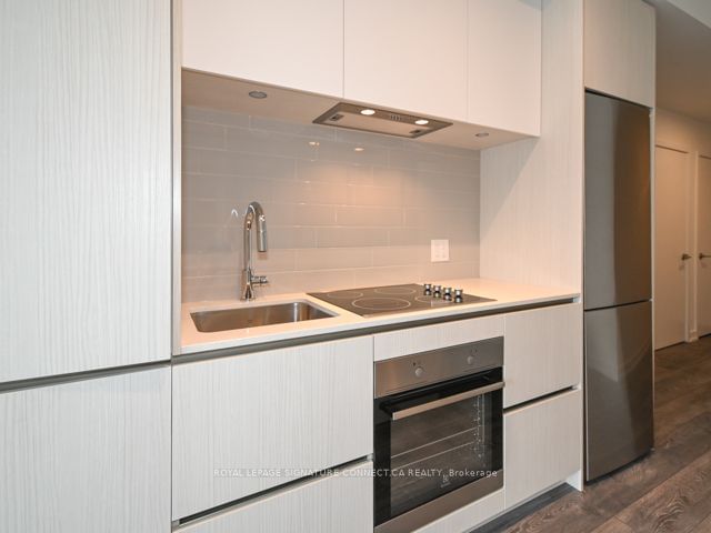 Condo for lease at 1101-225 Sumach Street, Toronto, Regent Park, M5A 0P8 - MLS: C11963370