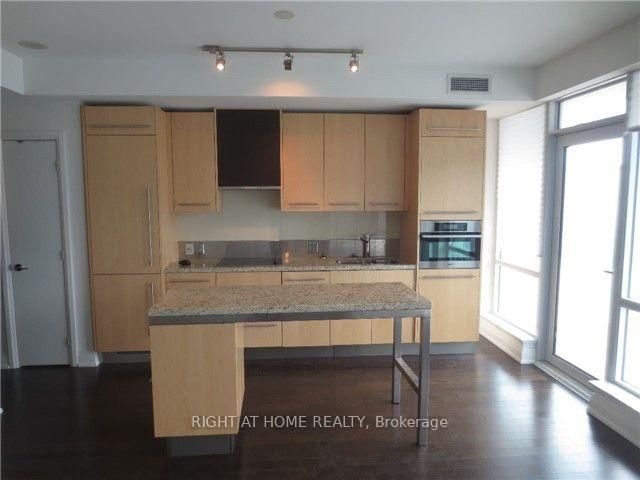 Condo for lease at 1710-80 John Street, Toronto, Waterfront Communities C1, M5V 3X4 - MLS: C11963458