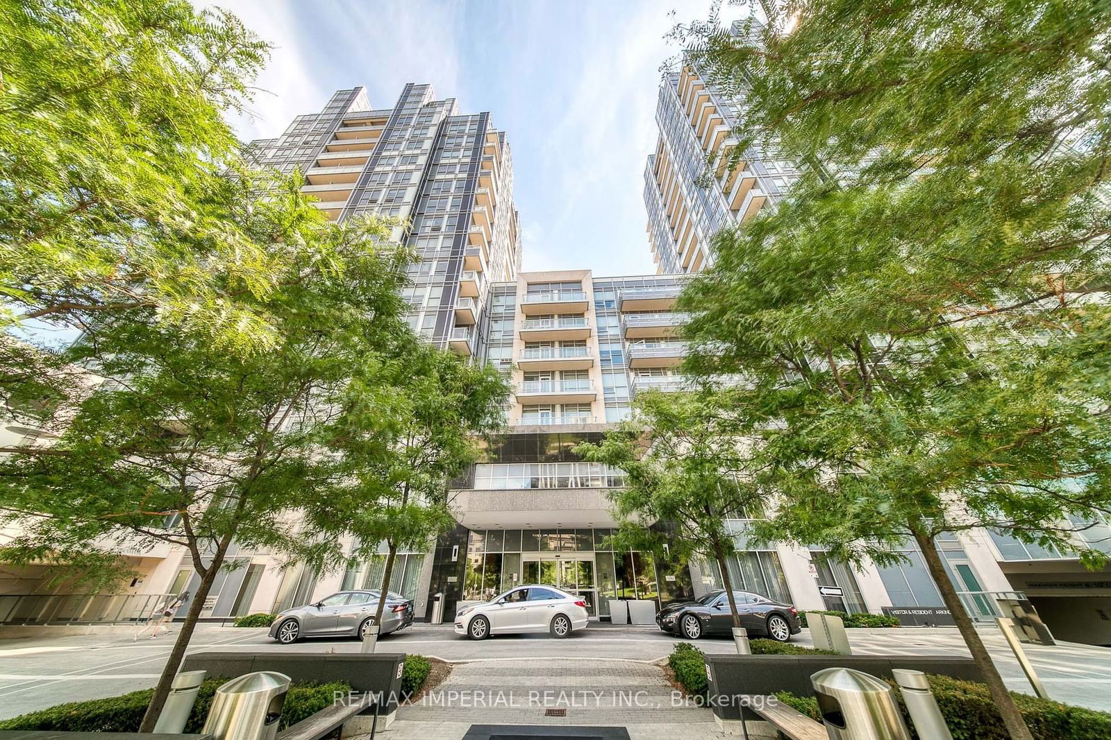 Condo for sale at 106-120 Harrison Garden Boulevard, Toronto, Willowdale East, M2N 0H1 - MLS: C11963510