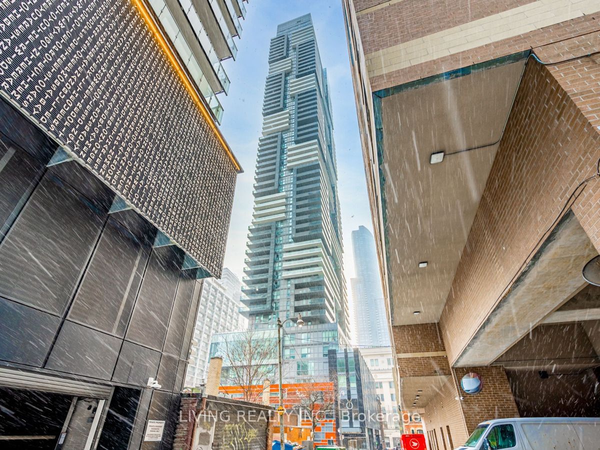 Condo for lease at 3505-7 Grenville Street, Toronto, Bay Street Corridor, M4Y 1A1 - MLS: C11963964