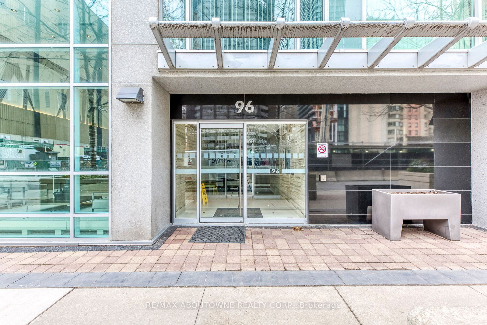 Condo leased at Ph03-96 St Patrick Street, Toronto, Kensington-Chinatown, M5T 1V1 - MLS: C11964028