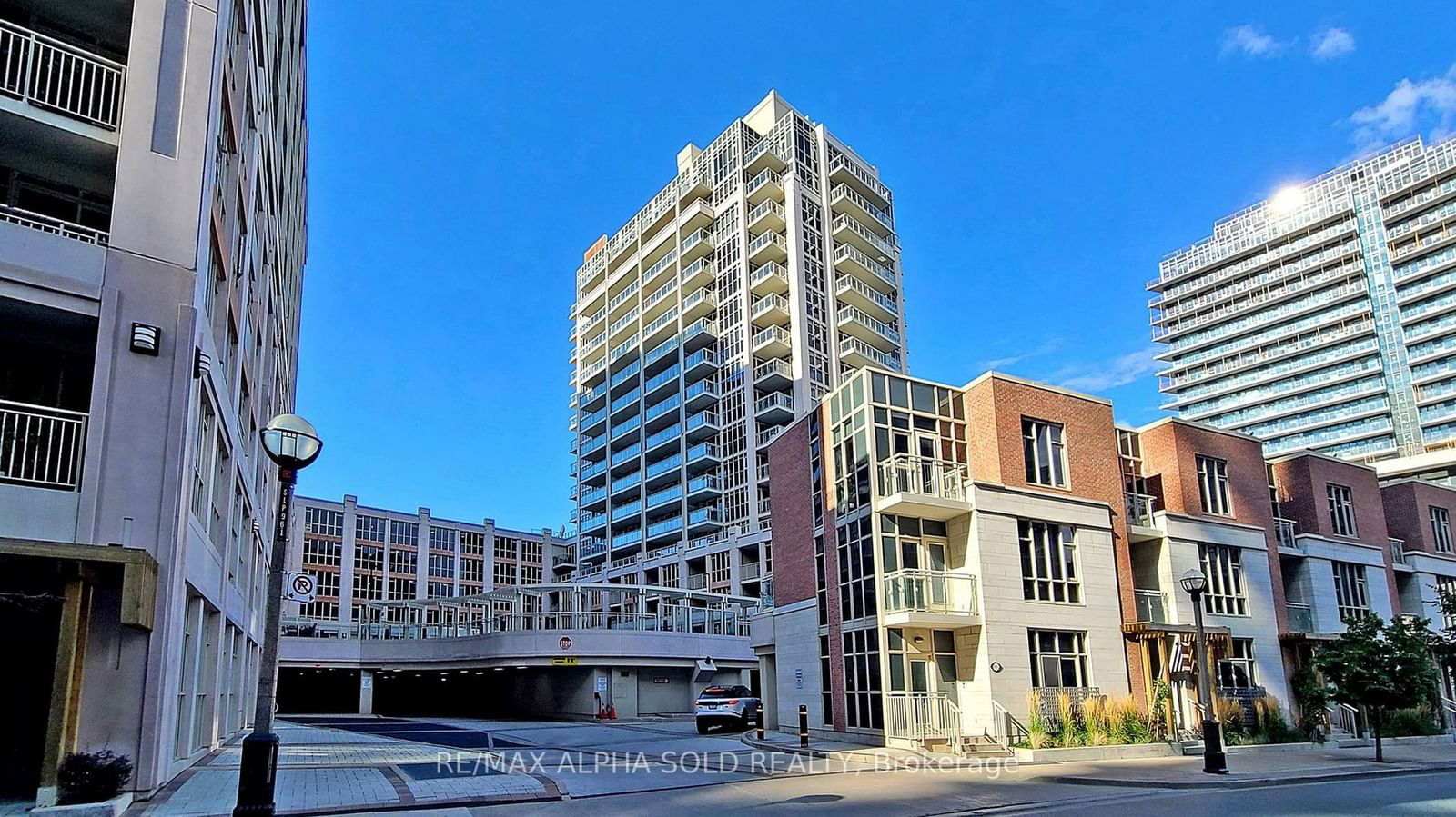 Condo sold at 1843-38 Grand Magazine Street, Toronto, Niagara, M5V 0B1 - MLS: C11964207