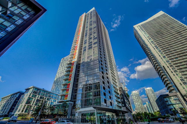 802 - 85 Queen's Wharf Road