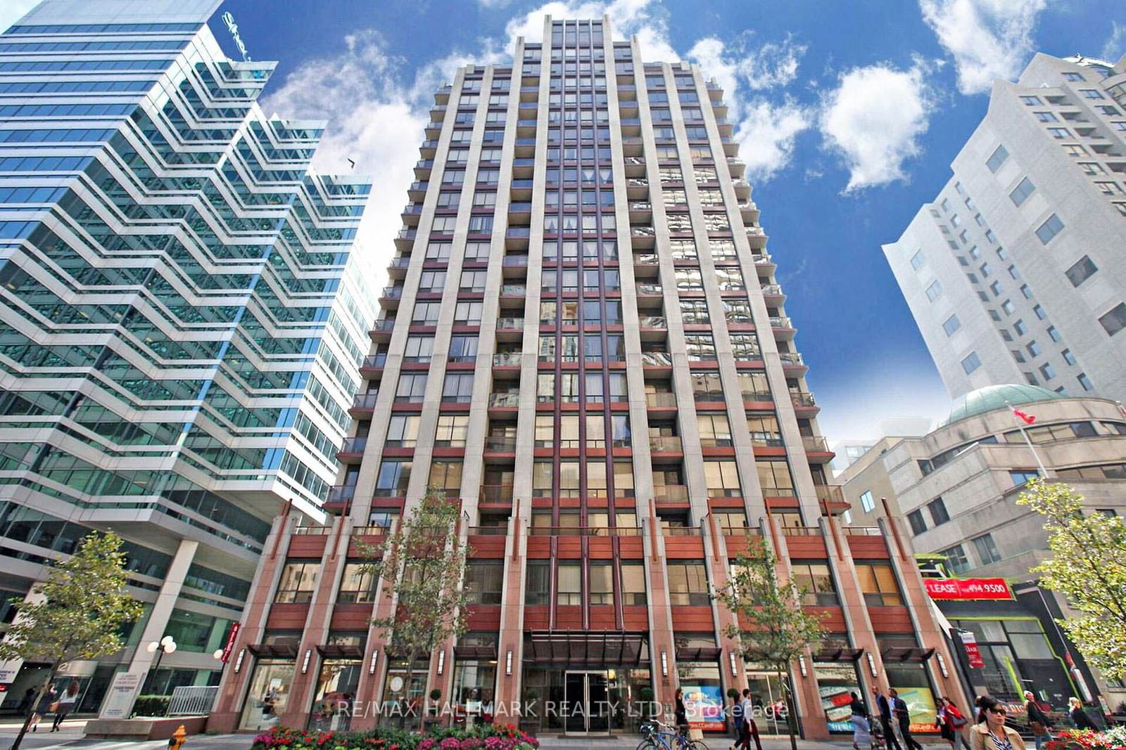 Condo for sale at 402-85 Bloor Street, Toronto, Church-Yonge Corridor, M4W 3Y1 - MLS: C11964264