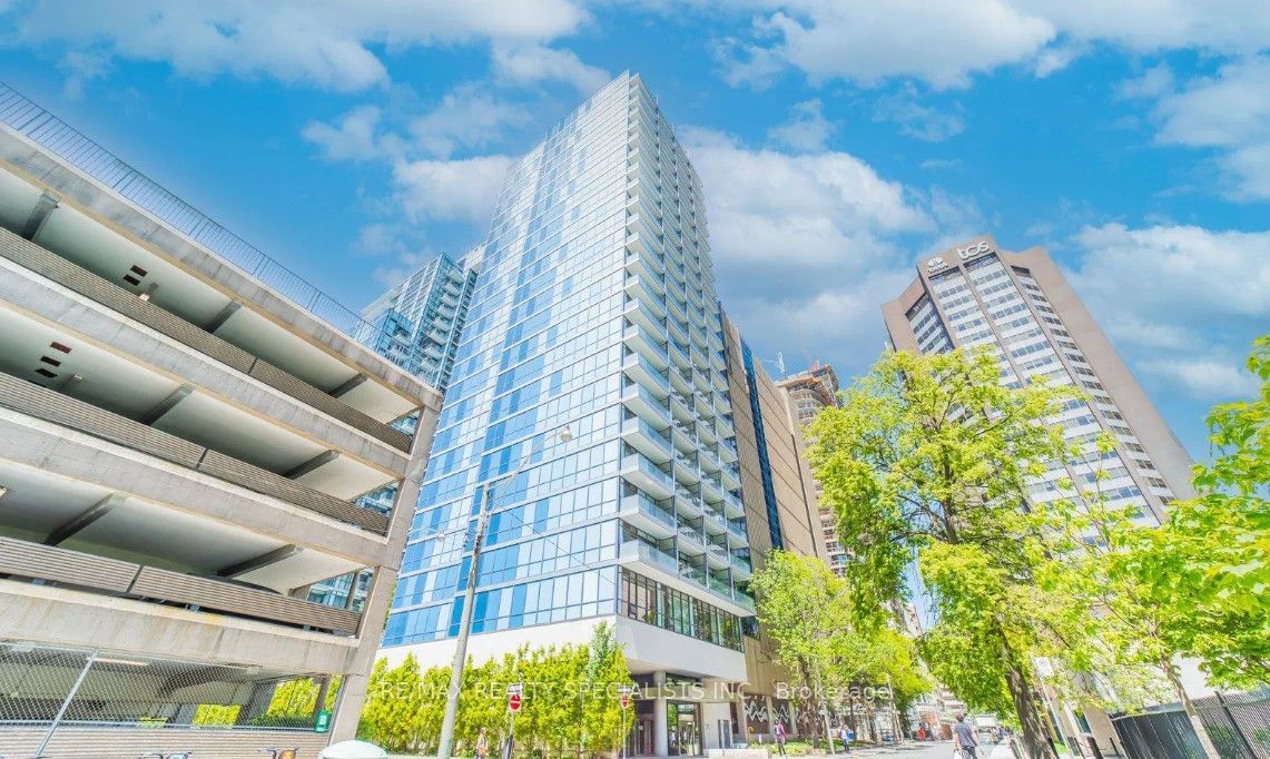 Condo for sale at 605-210 Simcoe Street, Toronto, University, M5T 0A9 - MLS: C11964326