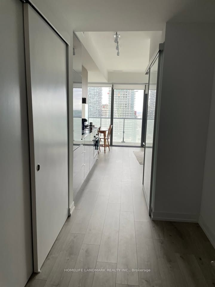 Condo for lease at 4201-161 Roehampton Avenue, Toronto, Mount Pleasant West, M4P 0C8 - MLS: C11964363