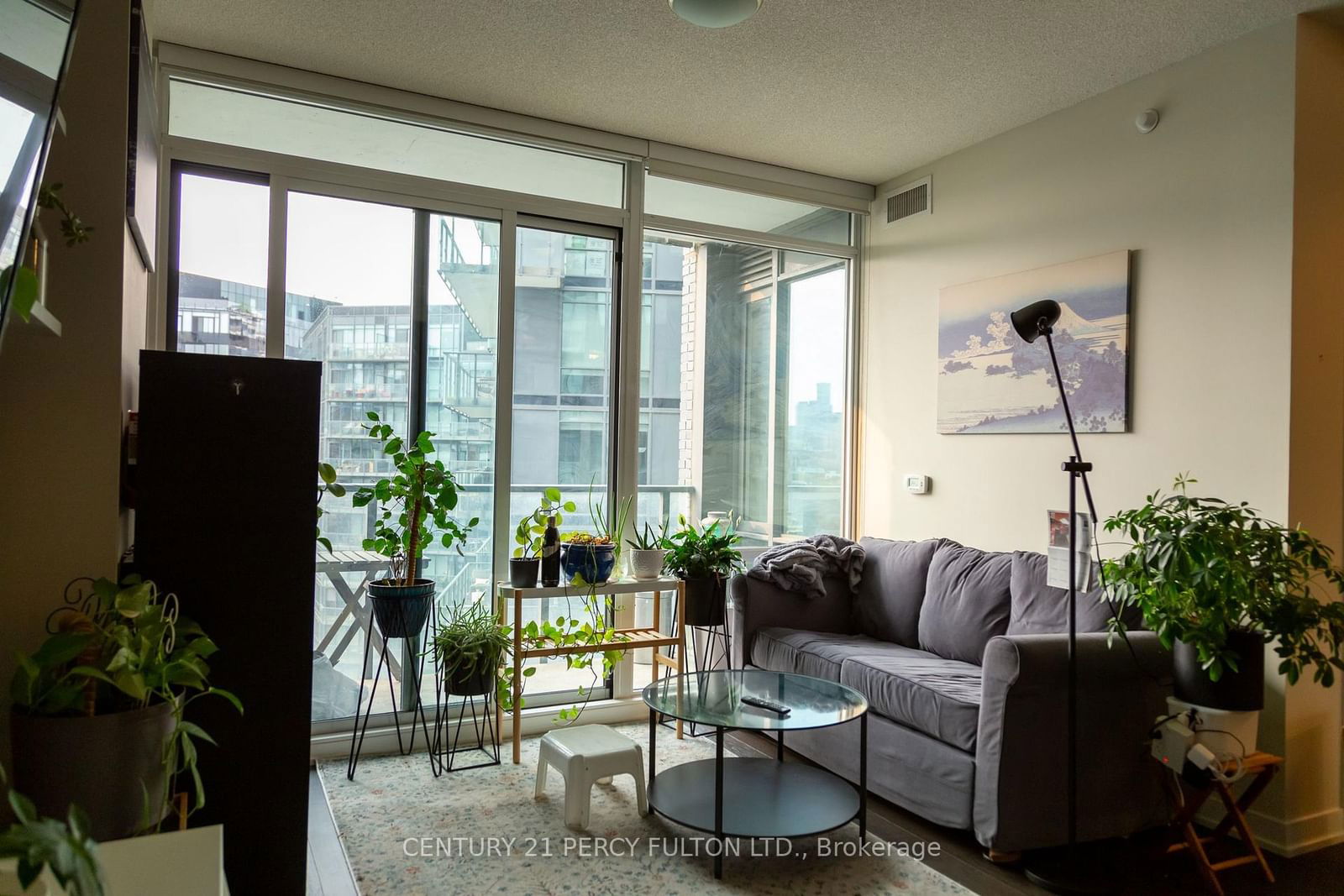 Condo leased at S816-120 Bayview Avenue, Toronto, Waterfront Communities C8, M5A 0G4 - MLS: C11964547