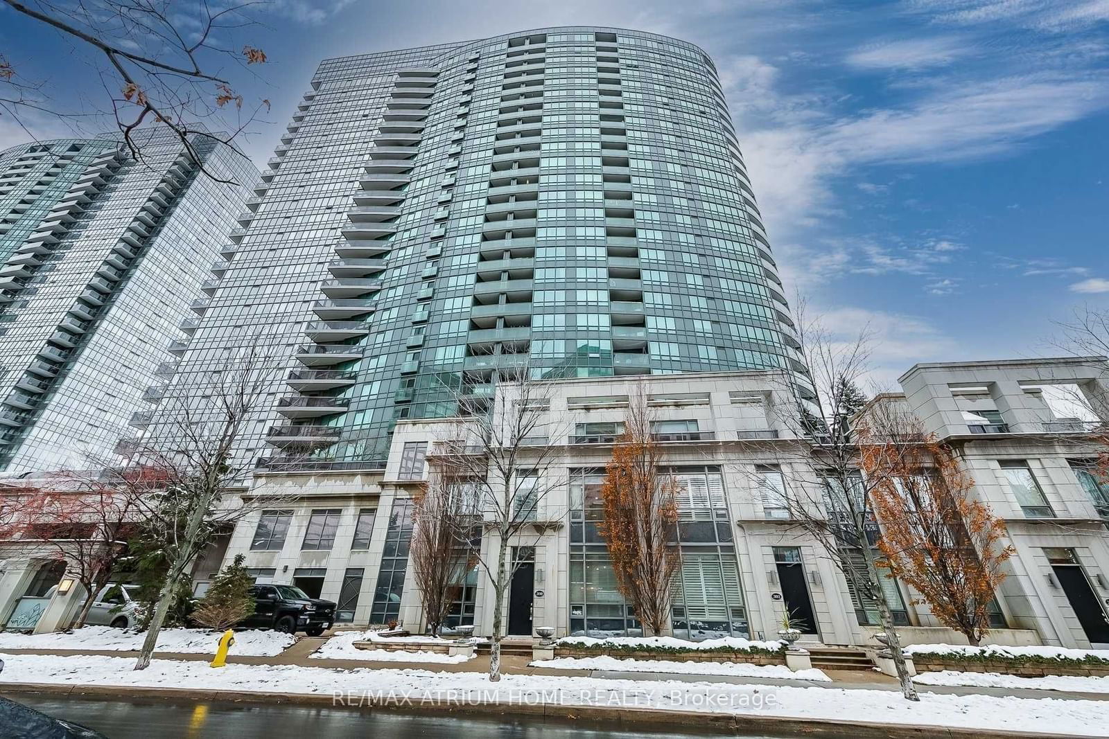 Condo for sale at 621-25 Greenview Avenue, Toronto, Newtonbrook West, M2M 0A5 - MLS: C11964552