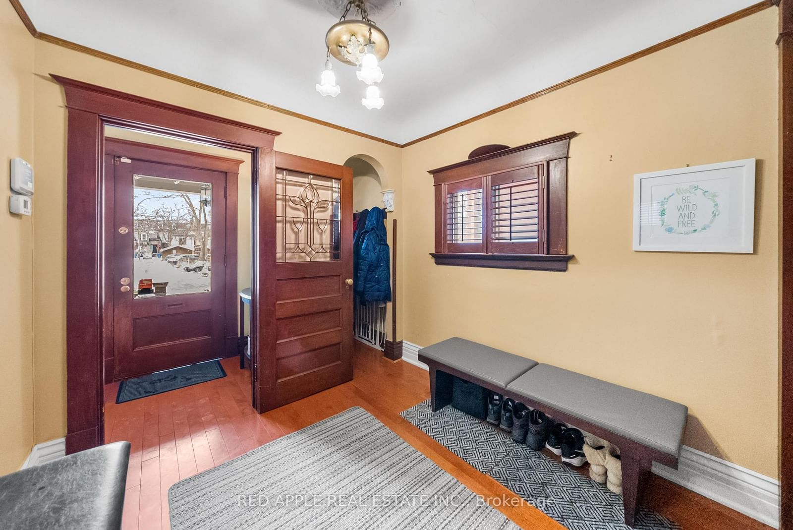 Listing Image 7