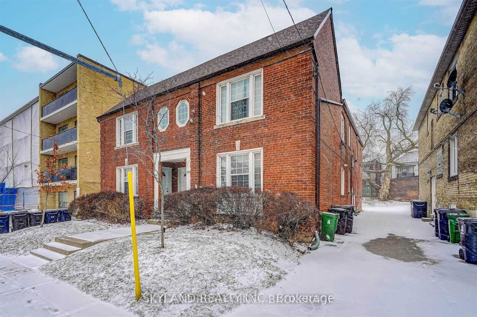 Semi-Detached House sold at 996-998 Avenue Road, Toronto, Yonge-Eglinton, M5P 2K8 - MLS: C11964606